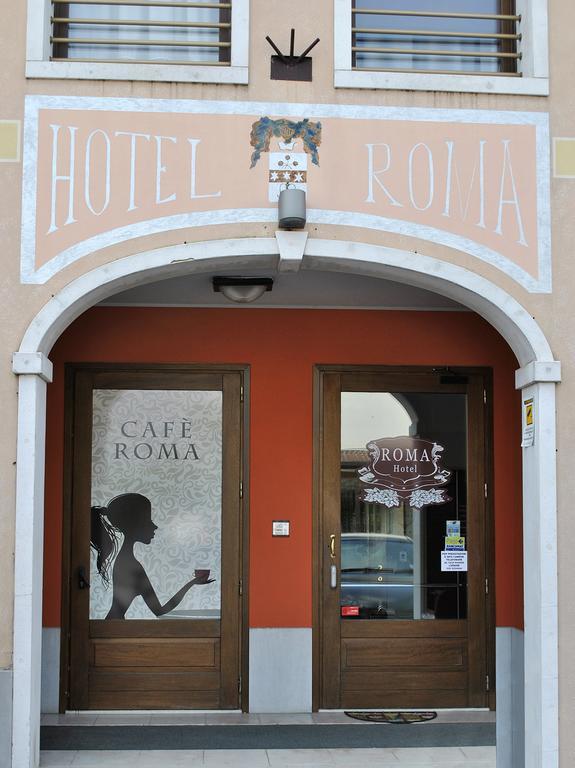 Hotel Roma Pravisdomini Buitenkant foto